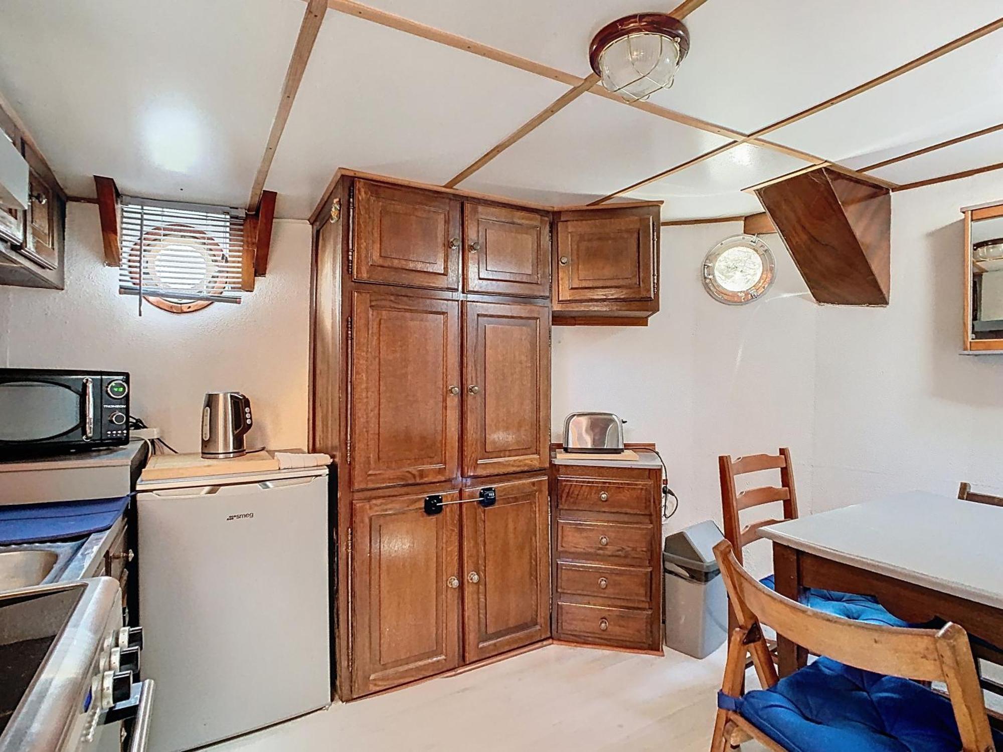 Botel La Marquise *